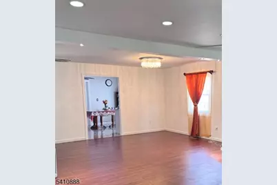 30 General Ln, Willingboro Twp., NJ 08046 - Photo 13