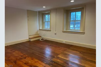 29 Old Franklin School Rd, Franklin Township, NJ 08867 - Photo 11