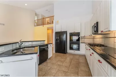 12 Republic Row, Franklin Township, NJ 08873 - Photo 15