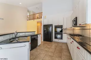 12 Republic Row, Franklin Township, NJ 08873 - Photo 15