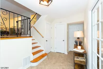 930 Cushing Pl, Plainfield City, NJ 07062 - Photo 3