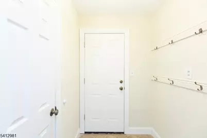 930 Cushing Pl, Plainfield City, NJ 07062 - Photo 33