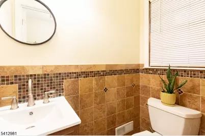 930 Cushing Pl, Plainfield City, NJ 07062 - Photo 35