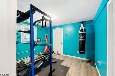 20 Roosevelt Dr, Ogdensburg, NJ 07439 - Photo 11