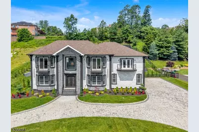 125 Hamilton Trl, Totowa, NJ 07512 - Photo 5