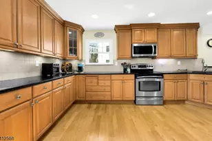 25 Manor House Rd, Mount Olive, NJ 07828 - Photo 17