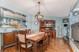 275 Crabtree Ct, Bernards Township, NJ 07920 - Photo 11