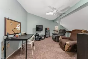 275 Crabtree Ct, Bernards Township, NJ 07920 - Photo 15