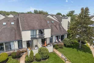 275 Crabtree Ct, Bernards Township, NJ 07920 - Photo 3