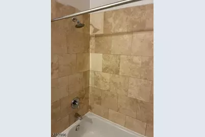 294 Randolph Ave, Jersey City, NJ 07304 - Photo 5