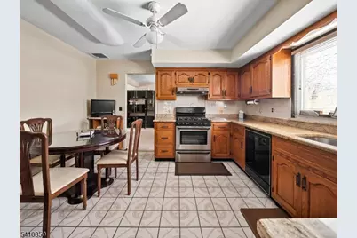 5 Woodland Rd, Bloomfield, NJ 07003 - Photo 11