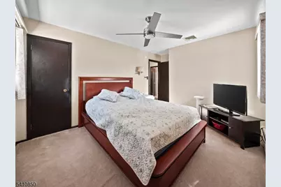 5 Woodland Rd, Bloomfield, NJ 07003 - Photo 17