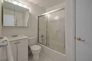 181 Long Hill Rd, Little Falls Township, NJ 07424 - Photo 11