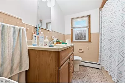 42 Bergen Blvd, Woodland Park, NJ 07424 - Photo 5