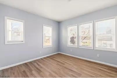 76 Grumman Ave, Newark, NJ 07112 - Photo 13