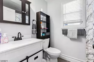 194 W Washington Ave, Washington Boro, NJ 07882 - Photo 11