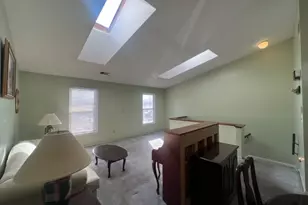 135 Tiffany Blvd, Newark, NJ 07104 - Photo 3