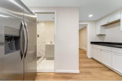 253 Washington St, Phillipsburg, NJ 08865 - Photo 13