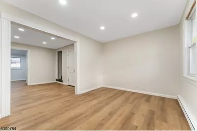 253 Washington St, Phillipsburg, NJ 08865 - Photo 3