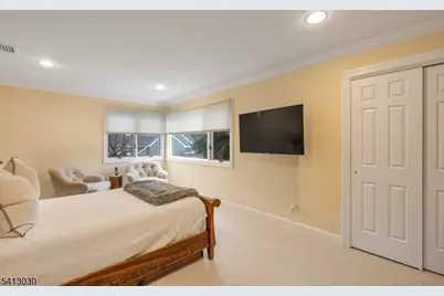 122 Brewster Rd, Wyckoff Township, NJ 07481 - Photo 35