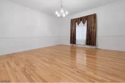 3 Manchur Ct, Raritan Township, NJ 08822 - Photo 11