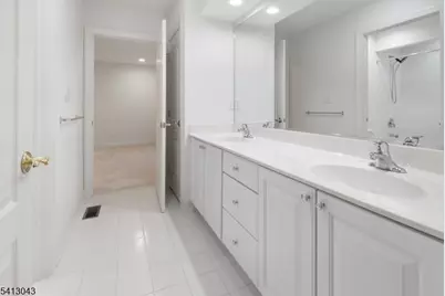 3 Manchur Ct, Raritan Township, NJ 08822 - Photo 39