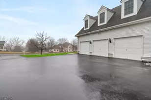 3 Manchur Ct, Raritan Township, NJ 08822 - Photo 5