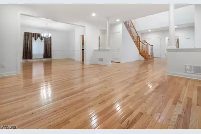 3 Manchur Ct, Raritan Township, NJ 08822 - Photo 11