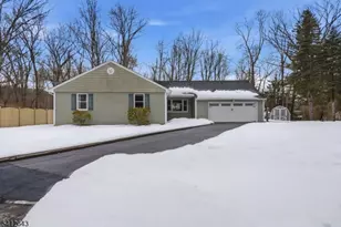 1 Colonial Rd, Rockaway Township, NJ 07866 - Photo 1