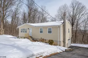 554 Grandview Dr, Vernon, NJ 07422 - Photo 11