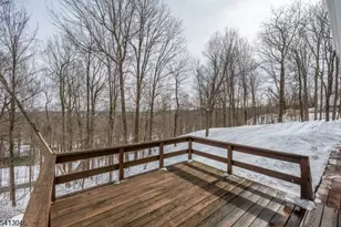 554 Grandview Dr, Vernon, NJ 07422 - Photo 5