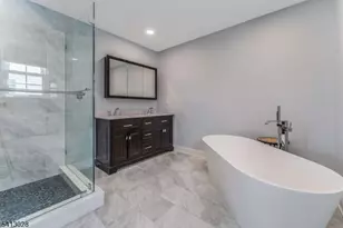 11 Elmara Dr, Bridgewater, NJ 08807 - Photo 3