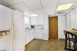 108 Hillside Terrace E, Mansfield Township, NJ 07840 - Photo 21