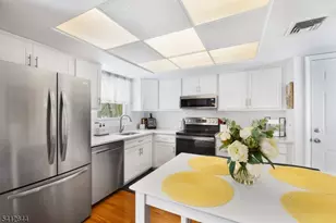 108 Hillside Terrace E, Mansfield Township, NJ 07840 - Photo 9