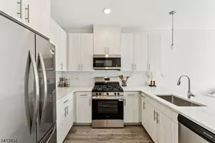 140 W Webster Ave, Roselle Park, NJ 07204 - Photo 3