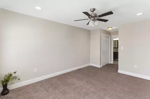 196 Sapphire Ln, Franklin Township, NJ 08823 - Photo 17