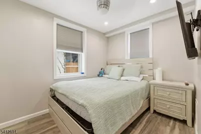 316 Evergreen Ave, Bound Brook, NJ 08805 - Photo 13