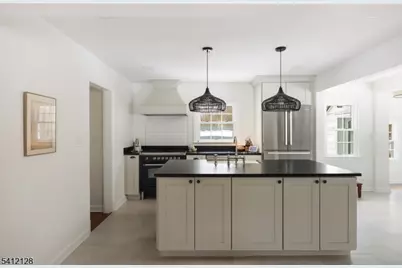 607 Foothill Rd, Bridgewater, NJ 08807 - Photo 7