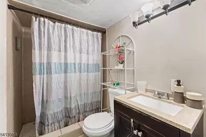 907 Flora St, Elizabeth, NJ 07201 - Photo 21