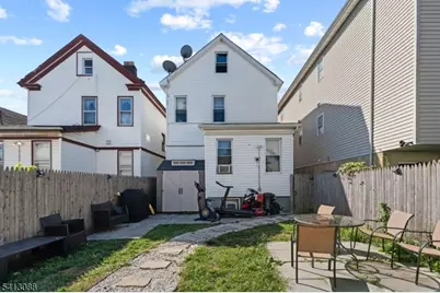 907 Flora St, Elizabeth, NJ 07201 - Photo 23