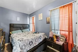 907 Flora St, Elizabeth, NJ 07201 - Photo 9