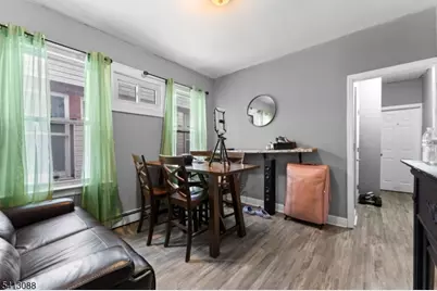 907 Flora St, Elizabeth, NJ 07201 - Photo 13