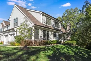 27 Bellflower Ct, Allamuchy Township, NJ 07882 - Photo 1