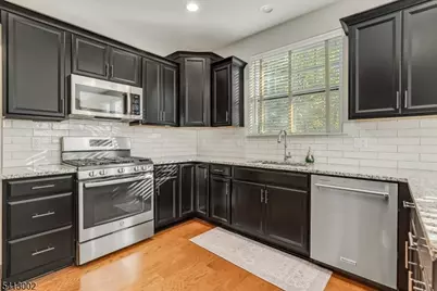 27 Bellflower Ct, Allamuchy Township, NJ 07882 - Photo 7