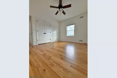 138 Hiawatha Blvd, Parsippany, NJ 07034 - Photo 17