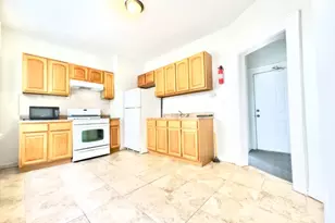 476 Grove St, Irvington, NJ 07111 - Photo 5