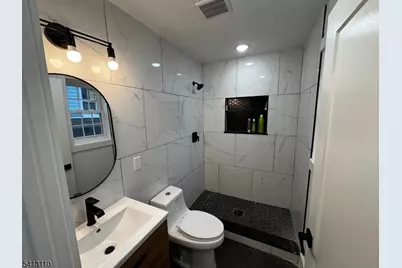 81 N Clinton St #2, East Orange, NJ 07017 - Photo 5