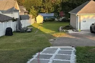 52 Bartholdi Ave, Butler, NJ 07405 - Photo 3