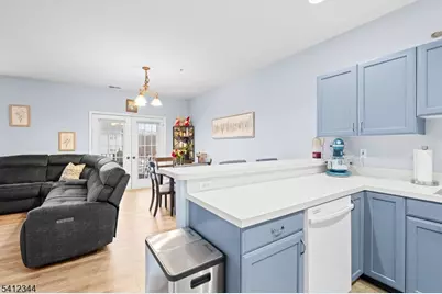 27 Mountainview Ct #27, Riverdale, NJ 07457 - Photo 5