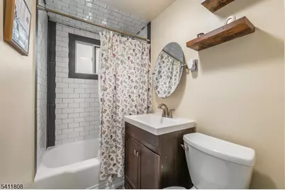 132 Heckel St, Belleville, NJ 07109 - Photo 25